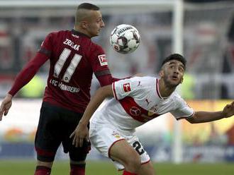 Video: Zreľák nastúpil proti Bayernu, no prehre nezabránil a vestfálske derby ovládol Dortmund