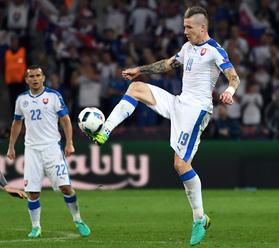 Kucka zrejme odíde z tureckého Trabzonsporu, medzi možnosťami sa objavil aj Hamšíkov Neapol