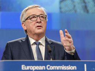 Juncker: Srbsko musí pred vstupom do EÚ vyriešiť spor s Kosovom