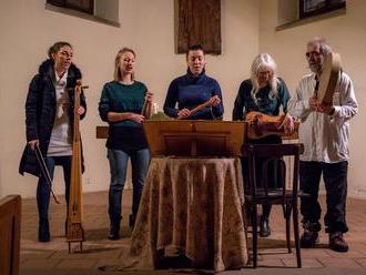 Schola Specialis Familiae - Velikonoční zpěvy zemí Koruny české gotiky a renesance