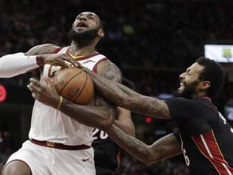 Video: Rozier dosiahol prvé triple-double, hrdinom Cavaliers bol hviezdny LeBron