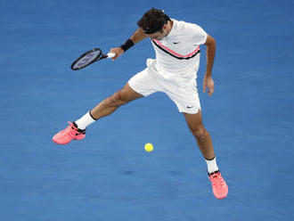 Federer nevylúčil štart v Dubaji ani antukovú sezónu, motiváciou post svetovej jednotky