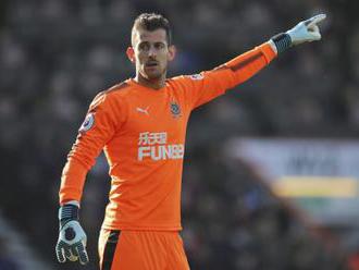 Video: Dúbravka odchytal celý zápas pri remíze Newcastlu, Liverpool deklasoval West Ham