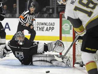 Video: Vegas ešte bez Tatara prehrali s LA Kings, „blesky“ sa dostali na čelo celej NHL