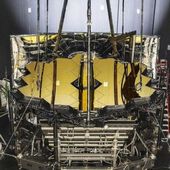 JWST má problémy se slunečním štítem, hrozí další zpoždění