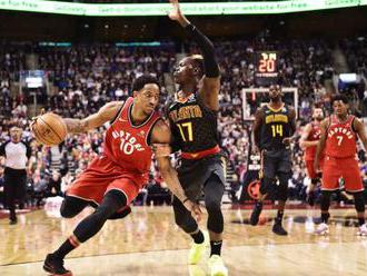 Video: Toronto je prvé v play-off, Houston s najdlhšou víťaznou sériou v ročníku