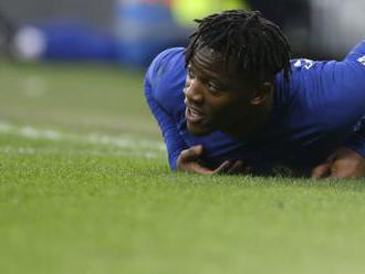 Batshuayi sa sťažoval na rasistické pokriky fanúšikov Atalanty, UEFA ukončila vyšetrovanie