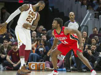 Video: LeBron prekonal legendárneho Jordana, Houston vyhral 11. zápas za sebou