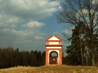 Známé i další neméně působivé křížové cesty jihu Čech lákají turisty