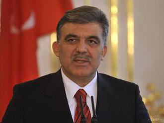 Bývalý prezident Abdullah Gül nebude kandidovať v predčasných voľbách