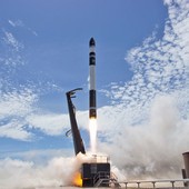 Rocket Lab se tento měsíc pokusí se svou raketou o první komerční misi