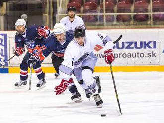 Víťazstvo v treťom finálovom zápase uniklo UMB Hockey Teamu o vlások