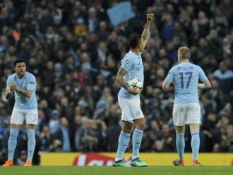 ManCity má pohodlný náskok na čele Premier League, Guardiola však vyzýva na sústredenosť