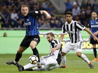 Video: Juventus v závere otočil duel proti oslabenému Interu, Škriniar si dal vlastný gól