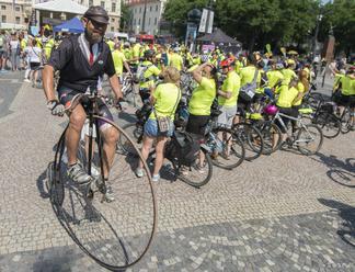 Cyklisti šíriaci osvetu o skleróze dorazili od Tatier k Dunaju