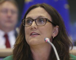 Komisárka EÚ Malmströmová počíta s eskaláciou obchodného sporu s USA