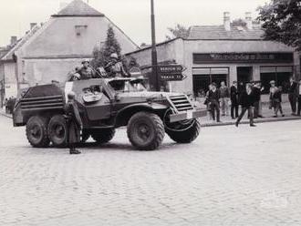 Srpen 1968 fotoobjektivem rokycanských občanů