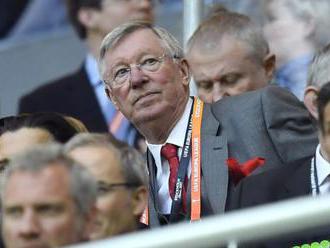 Alex Ferguson podstúpil urgentnú operáciu, krvácal do mozgu