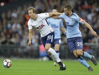 Huddersfield „vydrel“ bod s Chelsea a udržal sa v Premier League, Newcastle s Dúbravkom 