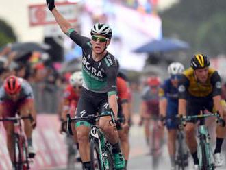 Video: 11. etapu Giro d´Italia ovládol Bennett z Bora-Hansgrohe, Yates ostáva v ružovom