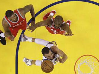 Video: Hráči Golden State rekordne deklasovali Houston, vo finále Západnej konferencie NBA vedú 2:1