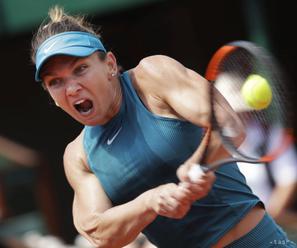 Šampiónka Roland Garros Halepová sa stala hráčkou mesiaca