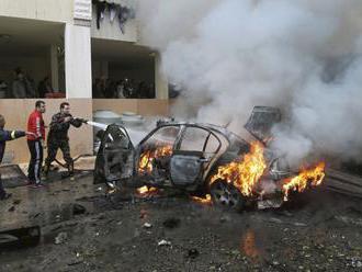 Izrael zničil auto vodcovi skupiny vypúšťajúcej horiace šarkany