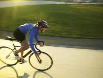 Medveďová je slovenskou majsterkou v cestnej cyklistike, absolútnou šampiónkou je Ševčíková