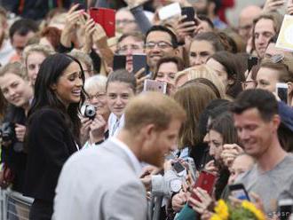 Princa Harryho a Meghan obkolesili v Írsku fanúšikovia