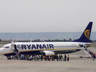 SKONTROLUJTE SI LETENKY: Ryanair zrušil na budúci týždeň 300 letov