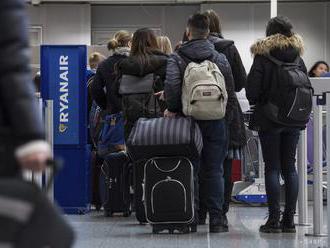 Ryanair zrušil na budúci týždeň 600 letov, hlavne do Španielska