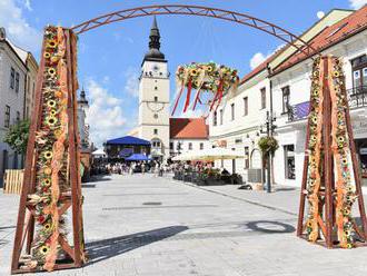 Trnavské arcibiskupstvo začína s opravou Stephanea vo svojom susedstve