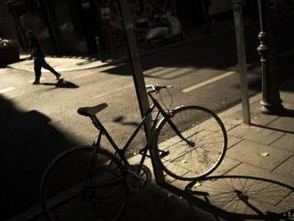 Leteckí záchranári pomáhali zranenej cyklistke v Osturni