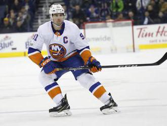 Tavares končí v NY Islanders, podpísal dlhoročný kontrakt s Torontom