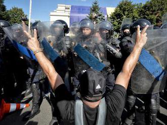 Rumuni žijúci v zahraničí protestujú v Bukurešti proti vláde