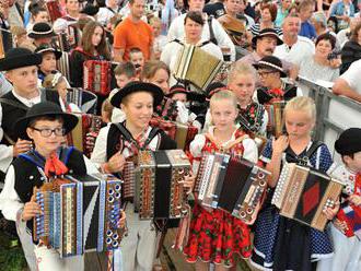 Umenie hry na heligónke predstavia V Turzovke desiatky muzikantov