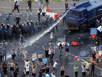 Rumunsko vyšetruje okolnosti smrti muža zraneného počas protestov