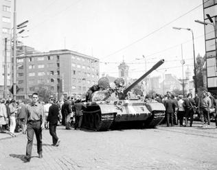 Rimavskosobotské múzeum vystavuje fotografie udalostí z augusta 1968