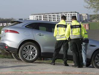 Polícia skontroluje vodičov na cestách Banskobystrického kraja