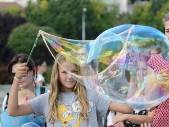 Počas Bubble day v Handlovej odovzdajú štyri nové ihriská