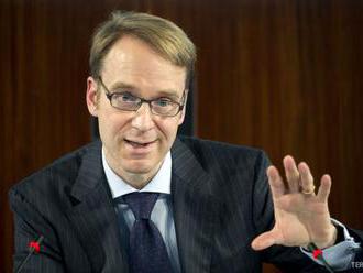 ECB by mala začať sprísňovať menovú politiku, myslí si J. Weidmann