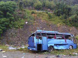 Päť ľudí po nehode autobusu v Bulharsku je v kritickom stave