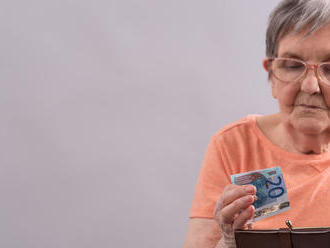 Starobné penzie porastú najmenej o 8,70 eura