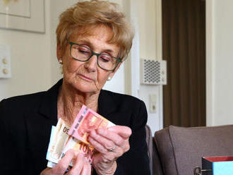 Odborári nesúhlasia so zaokrúhľovaním zvyšovania dôchodkového veku na mesiace
