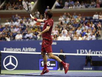 Federer povolil Nišiokovi iba osem gemov, v prvom kole US Open má bilanciu 18:0