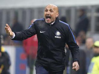 Tréner Interu Miláno L. Spalletti dostal dištanc za oslavu gólu