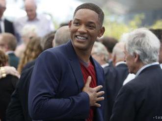 VIDEO: Will Smith oslávil 50. narodeniny skokom z vrtuľníka