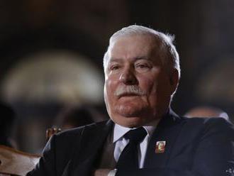 Líder Solidarity a bývalý poľský prezident Lech Walesa má 75 rokov