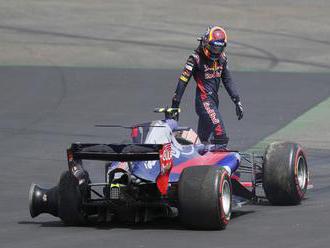 F1: Kvjat sa vrátil do Toro Rosso