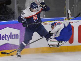 NHL: Čajkovský a Rybár začnú sezónu na farme v AHL